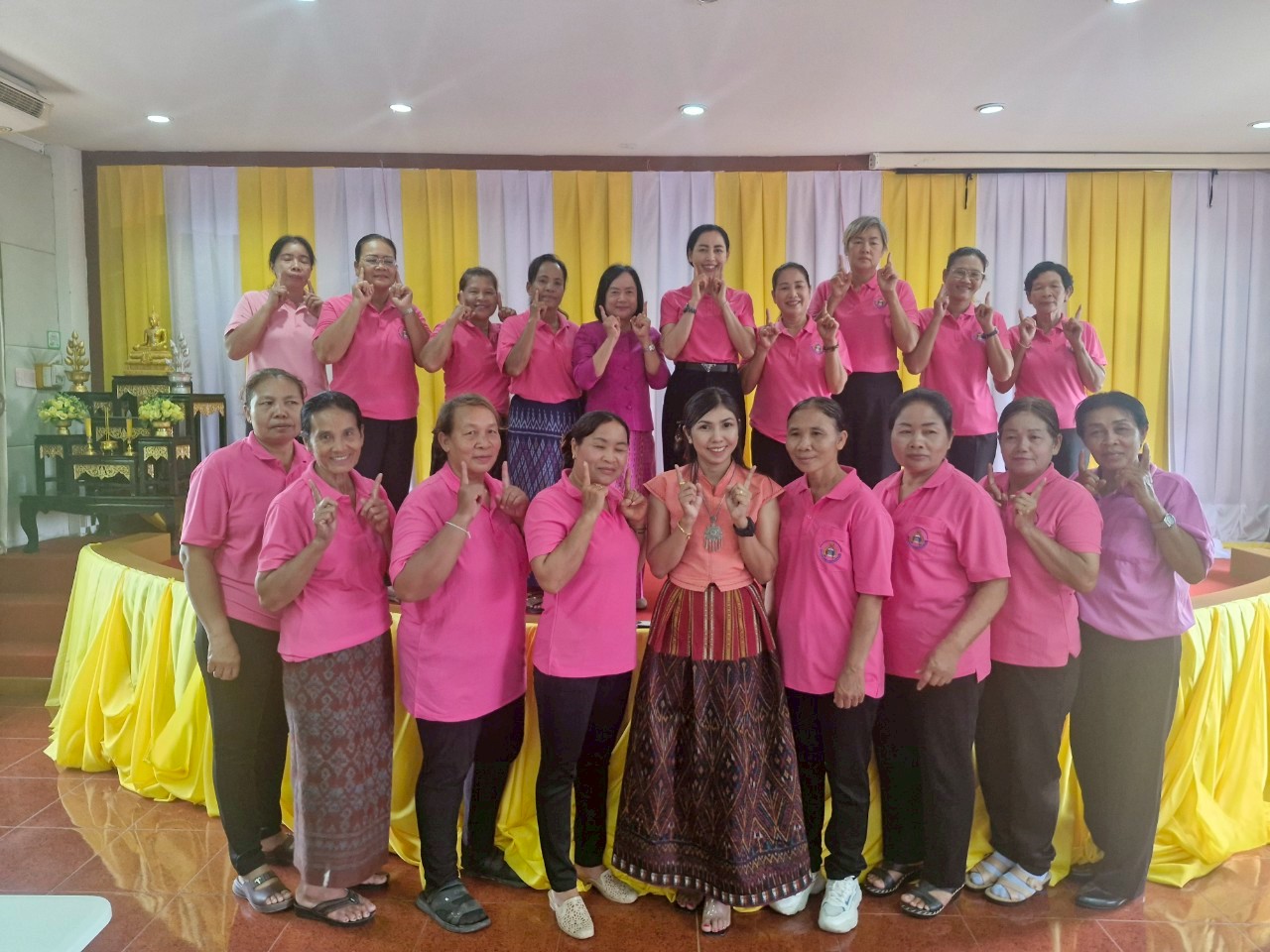 พช.เมืองสรวง จังหวัดร้อยเอ็ด : ดำเนินการประชุมคณะกรรมการพัฒนาสตรีอำเภอ (กพสอ.) อำเภอเมืองสรวง